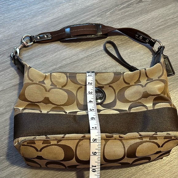 Coach Shoulder Bag - Picture 12 of 12